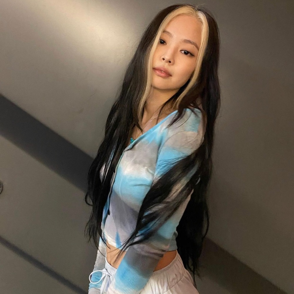 YesStyle Size S BlackPink Jennie Inspired Tie Dye Crop Top